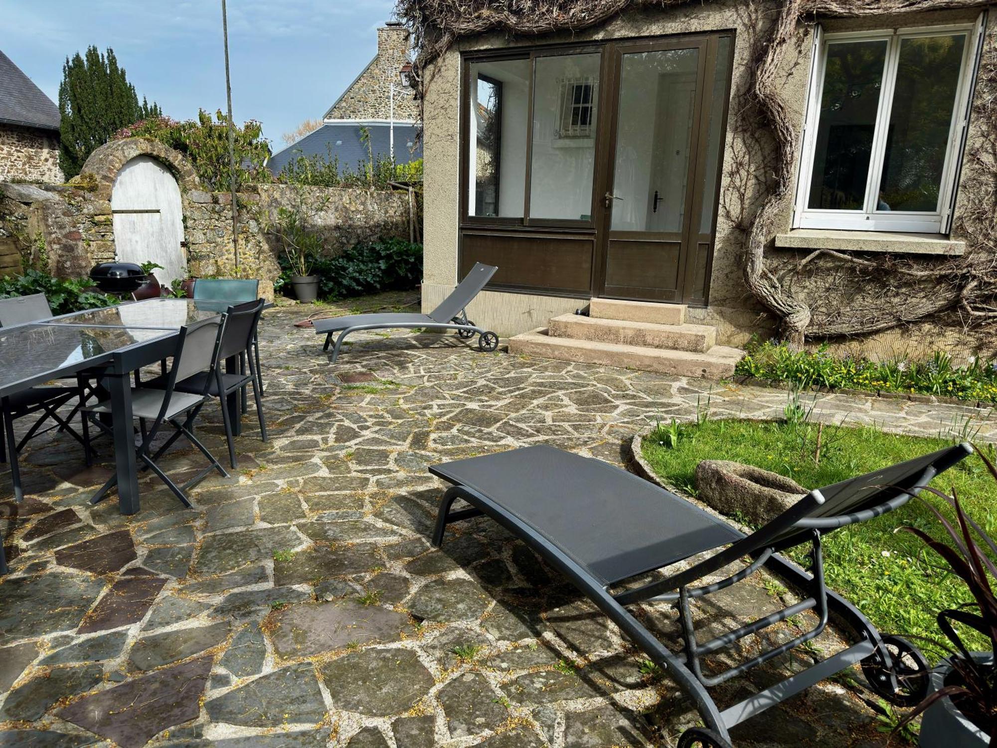 La Triolette, Maison Chaleureuse, Independante Et Refaite A Neuf Dans Le Vieux Coutainville, Tourisme Ou Teletravail Agon-Coutainville Exteriör bild